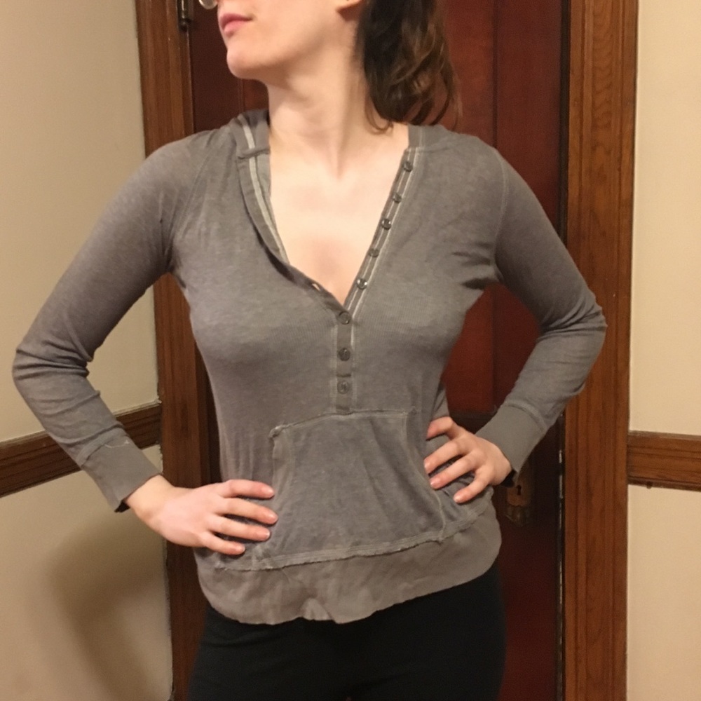 Grey pullover with hood